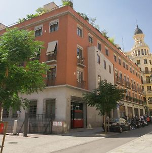 Open Hostel Madrid Exterior photo
