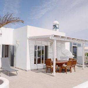 Villa Tranquilidad With Amazing Private Terrace And Heated Pool Charco del Palo Exterior photo