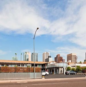 Surestay Hotel By Best Western Phoenix Downtown Exterior photo