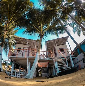 Ceylon Beach Home Galle Exterior photo