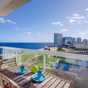 Apartment With Stunning Seaviews Sliema Exterior photo