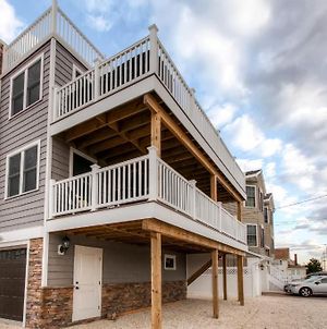 Recently Renovated Lbi Apt With Deck On Beach Block! Appartamento Beach Haven Exterior photo