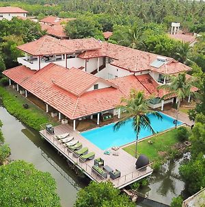 Villa Hundira Negombo Exterior photo