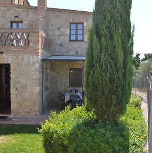 House With Private Garden In The Crete Senesi Villa Asciano Exterior photo