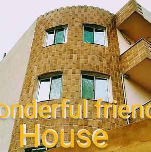 Wonderful Friends House Hotel Wadi Musa Exterior photo