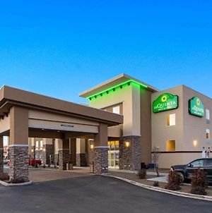 La Quinta Inn & Suites By Wyndham Williams-Grand Canyon Area Exterior photo