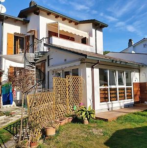 3 Bedrooms House At Marina Di Ravenna 400 M Away From The Beach With Enclosed Garden And Wifi Exterior photo