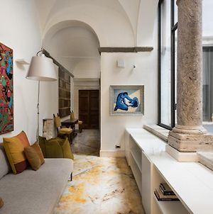 Palazzo Delle Pietre - Luxury Apartments Roma Exterior photo