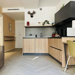 Muros - Design Apartments In Trento Exterior photo