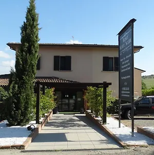 Hotel Montescano Exterior photo